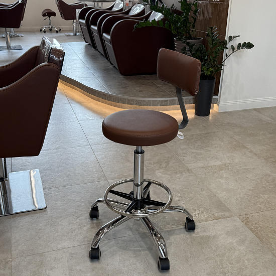 Стулья для парикмахера: Топ со спинкой для парикмахера с кругом под ноги (VLK 261) за 360 руб. Фото 3