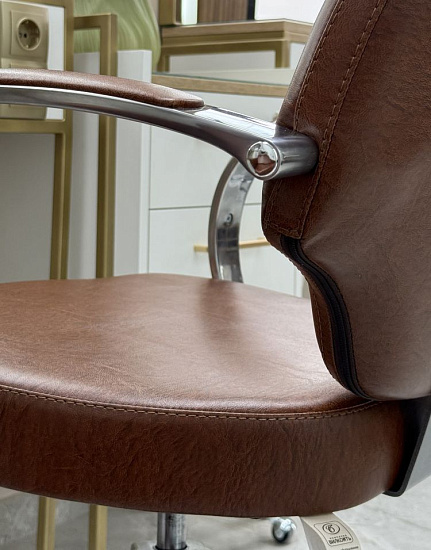 Парикмахерские кресла: Асти (VLK 700, на квадрате) за 720 руб. Фото 5