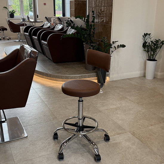 Стулья для парикмахера: Топ со спинкой для парикмахера с кругом под ноги (VLK 100) за 410 руб. Фото 3